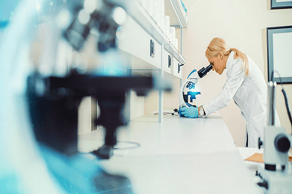 What Are Areas of Specialization of a Forensic Scientist?